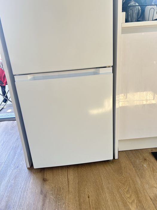 Geladeira Electrónia – Como Nova – Comprada em 07/2025