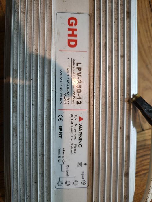 Блок питания 12 В , 20 А, влагозащищённый.