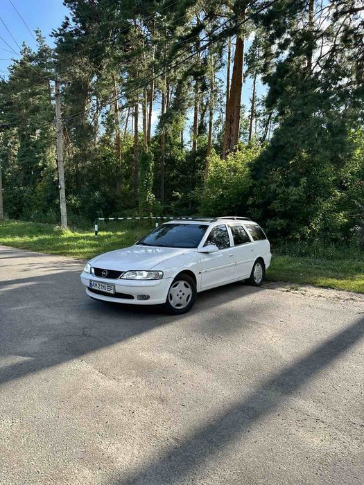 Opel Vectra B 1998 года