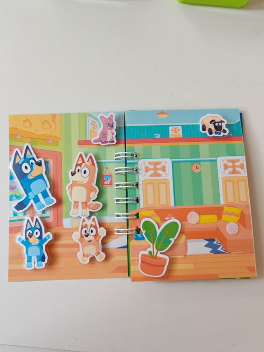 Mini Bluey ksiazeczka do zabawy na rzepy