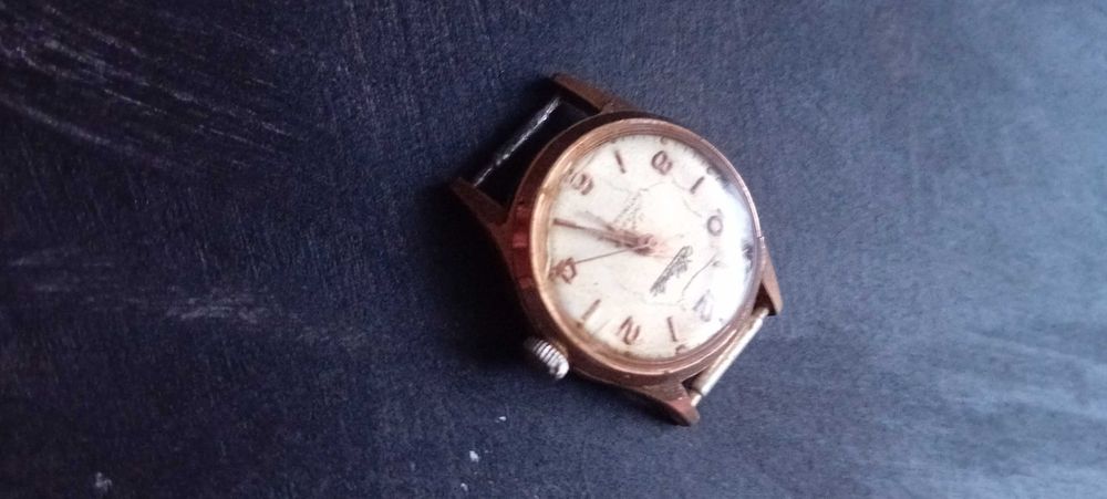 Stary  zegarek  damski  Atlantic