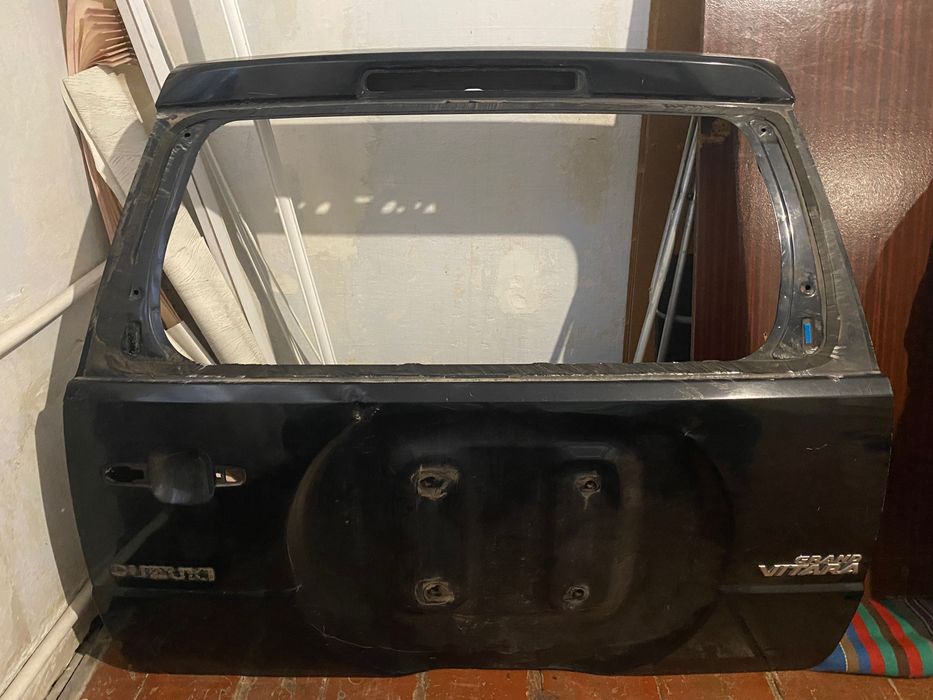 Дверь багажника Сузуки Гранд Витара 2006