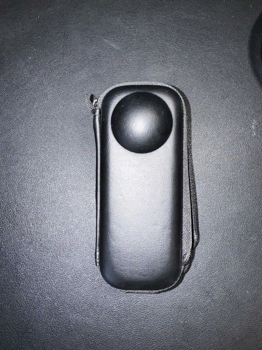 Insta360 X4 (8K) - Kit Completo c/ Invisible Dive Case e Extras