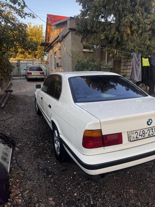 BMW  520і   1991