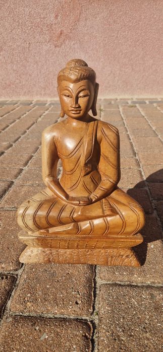 Różne figurki i dekoracje