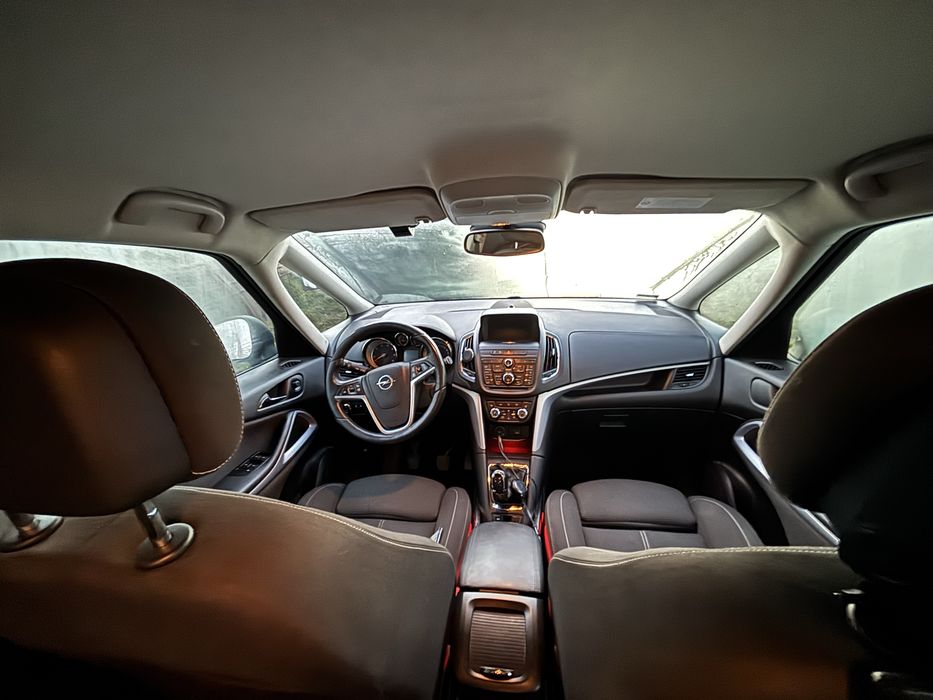 Opel zafira 2014r 1,6 cdti