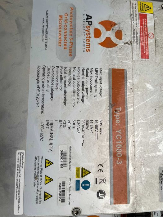 Microinversores Trifásicos APS YC1000-3