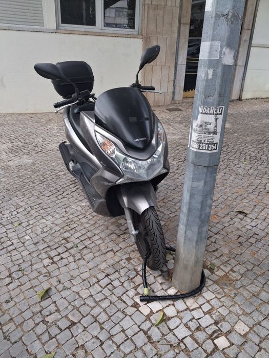 Honda PCX 125 2012 | 25.000 km | Revisões Honda | 1.200 € | Almada