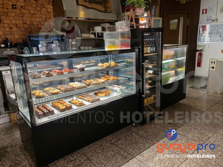 Vitrine Refrigerada Panorâmica Pastelaria/Café - Nova | 90 a 180cm