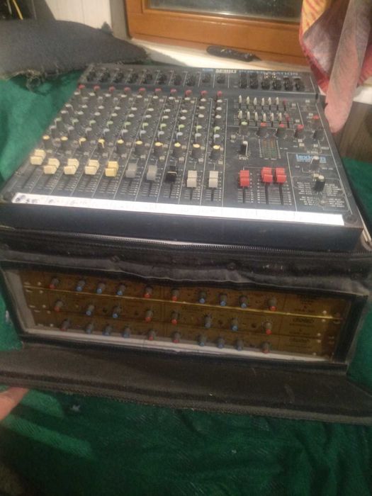 Микшер-Усилитель Soundcraft Powerstation с EFX Lexicon. Обмен