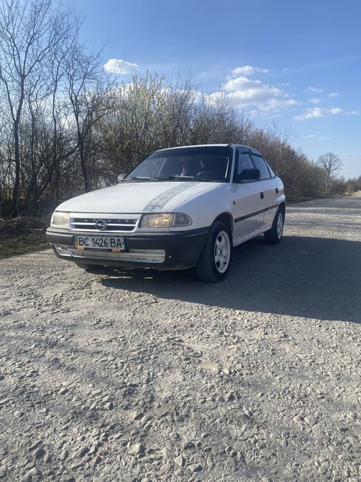 Продається опель астра D 1992 року