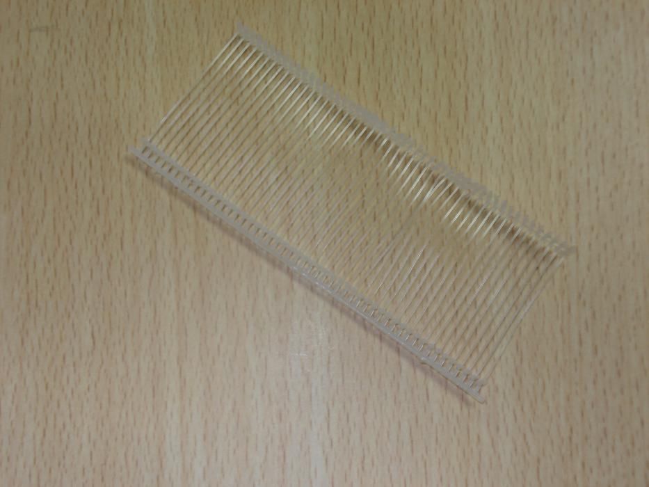 Máquina de pinos + Oferta de caixa de com 5.000 pinos