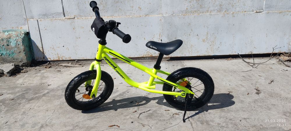 Продам беговел Sigma Speed Racer