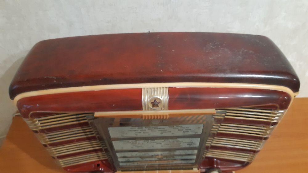 Продам радіо приймач Звезда 54 перероблений