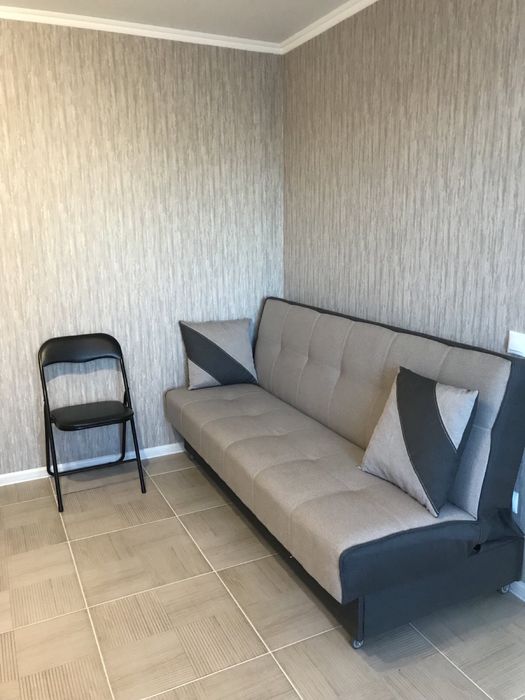 1-к ЛЮКС,Бевза,36,дуже тепла,подобово,фонтан,вокзали