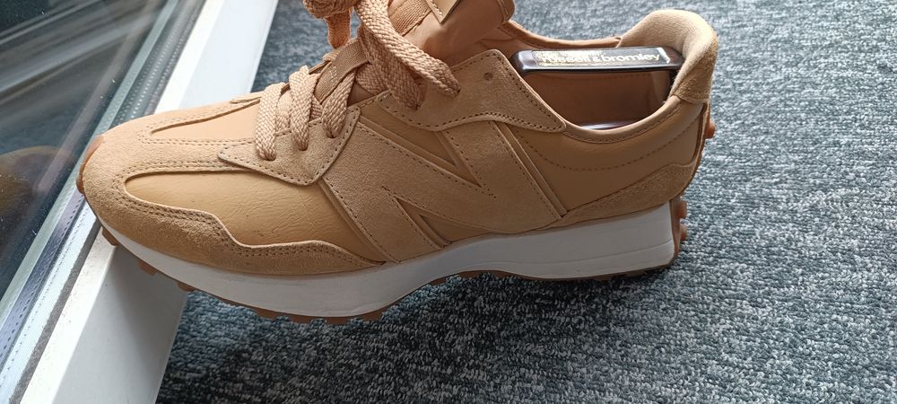 Sprzedaję markowe buty