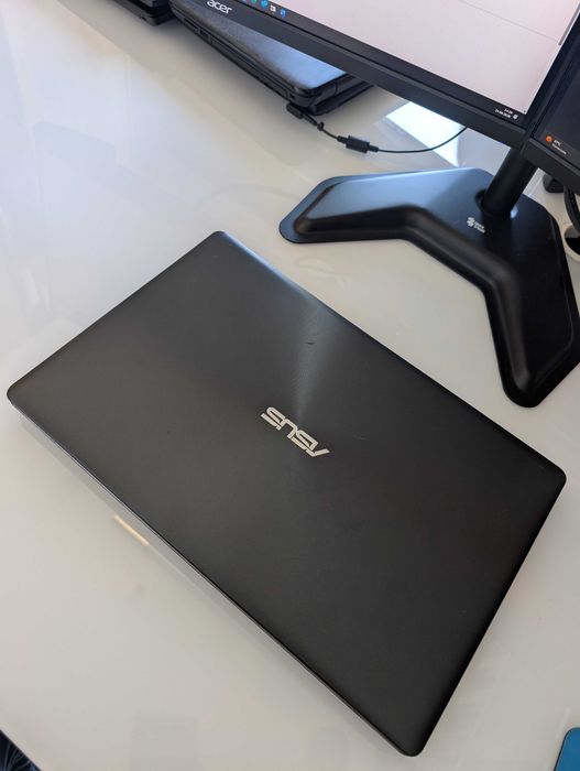 Laptop ASUS VivoBook, Nvidia GTX 950M, Intel Core i7