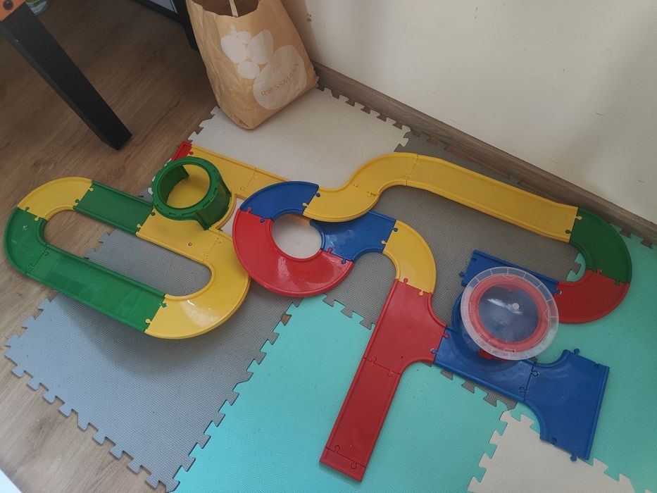 Tor samochodowy garaż Wader