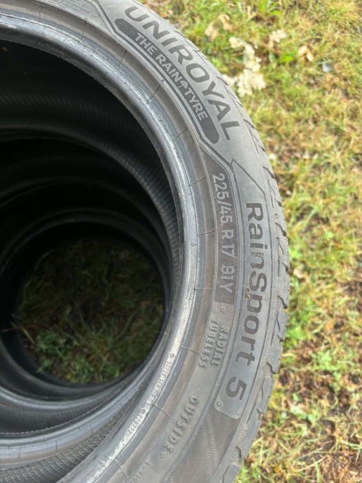 Opony Uniroyal Rainsport 5 l 225/45 R17 jak nowe.