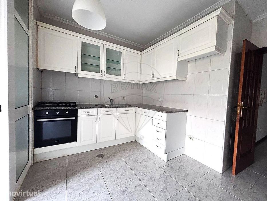 Apartamento T2 para arrendamento
