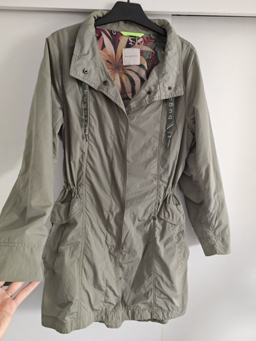 Damska parka Bugatti - rozmiar S/M