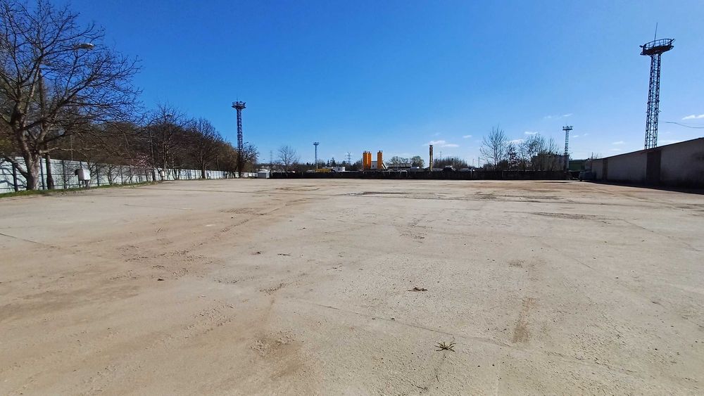 Wynajmę plac betonowy o pow. 4800 m2 - Kraków, Czyżyny