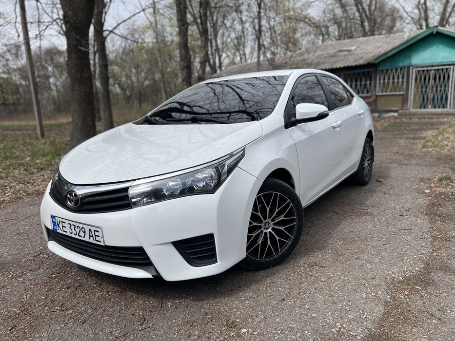 Toyota Corolla 2017 Королла автомат газ/бензин
