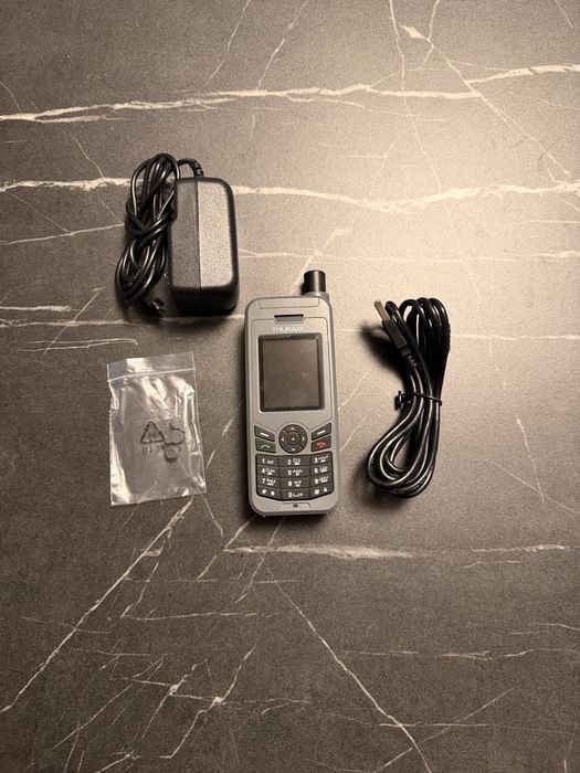 Супутниковий телефон Thuraya XT-LITE