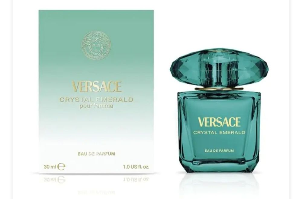 Crystal Emerald Eau de Parfum Versace 90 mL
Perfumes para mulher