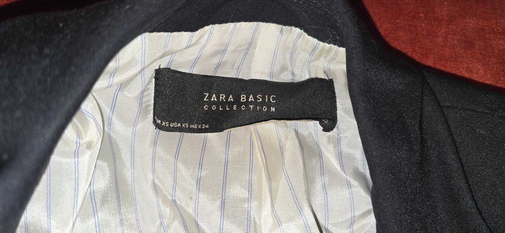 Czarna marynarka Zara Basic