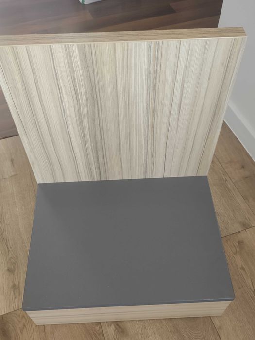 Szafka nocna wiszaca