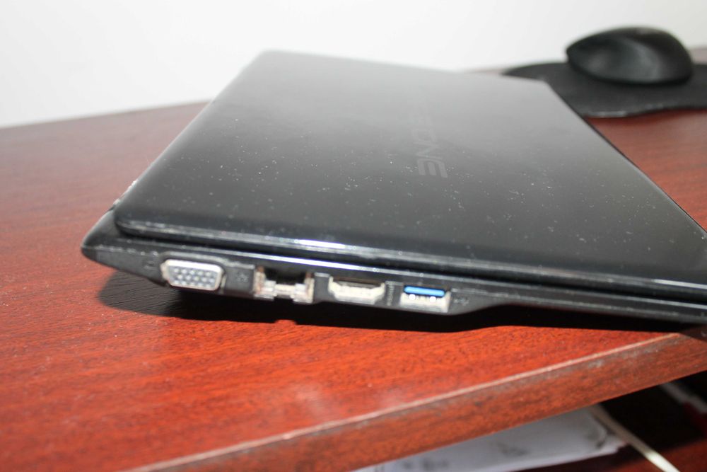 laptop Acer Aspire One 725