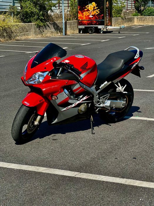 Honda CBR 600 F4i - 7000km