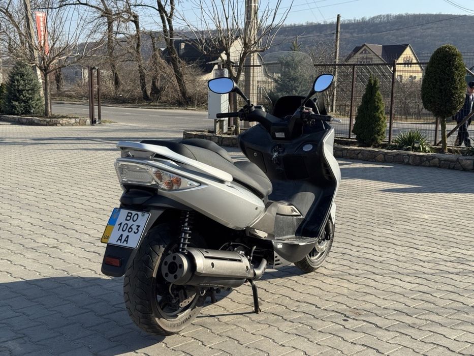 Мотоцикл Kymco Xciting