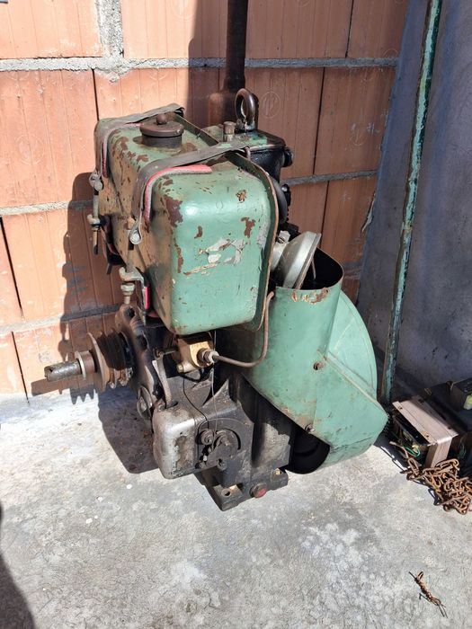 traktor SAM esiok papaj