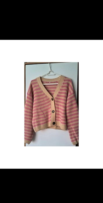 Sweterek kardigan z House