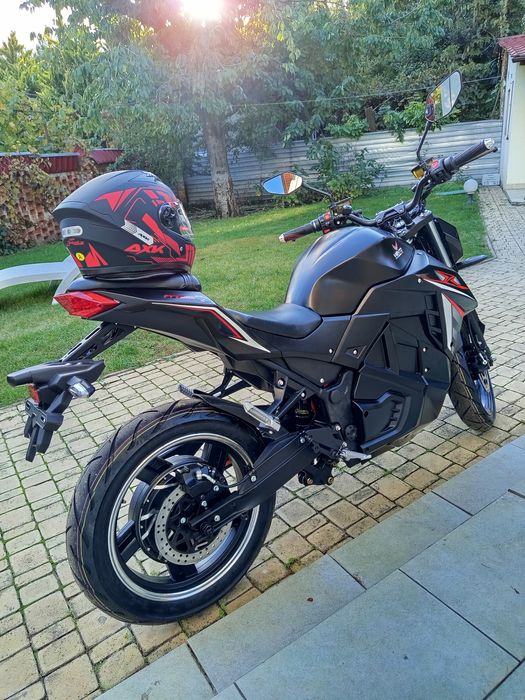 Електробайк PHANTOM 2950Вт 140км/год, шолом у подарунок