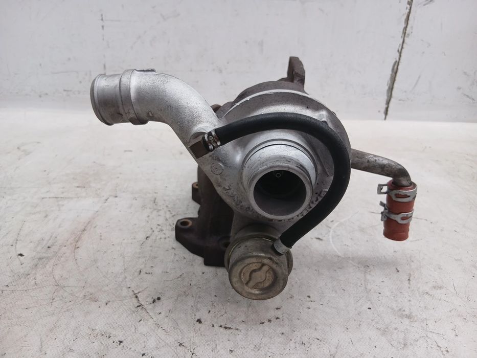 Turbo / compressor FORD Focus I Carrinha (DNW)