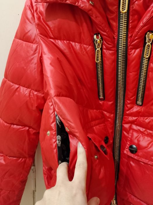 Очень красивая женская куртка