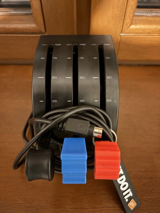 Sprzedam wolant logitech pro flight