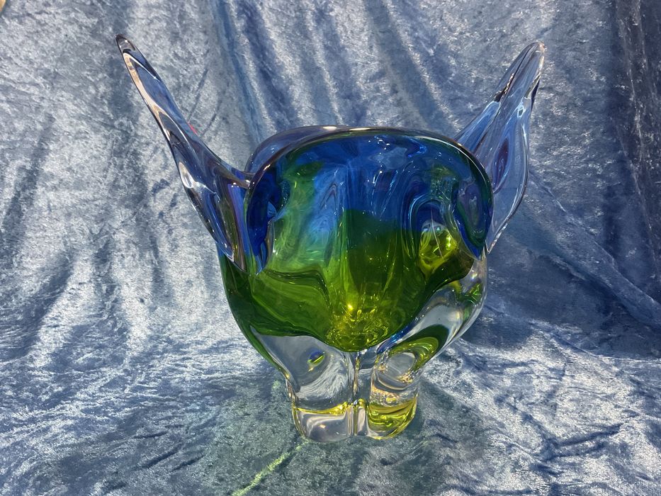 Vaso vidro a cores tamanho de 19x20 cm mais anúncios abaixo