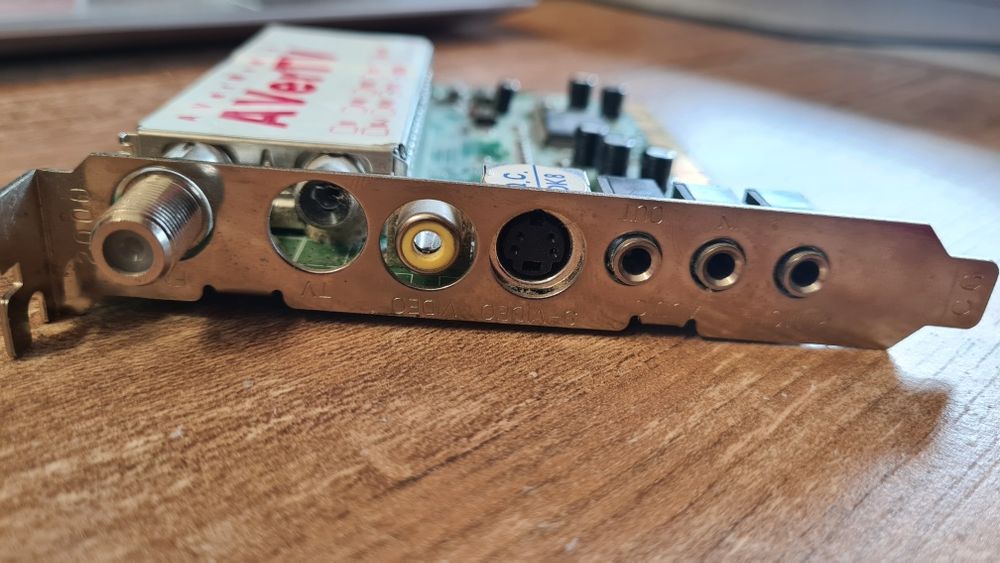 Tv tuner , AVerTV , ТВ тюнер