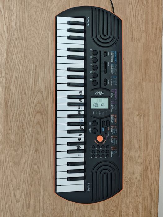 Piano teclado Casio SA-76