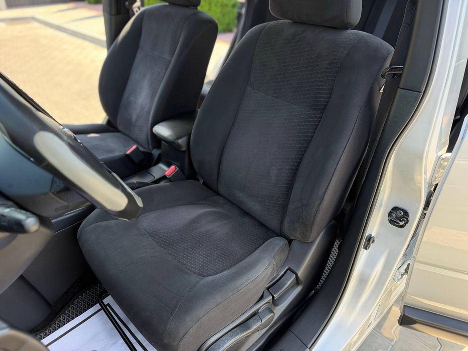 Nissan Xtrail целый
