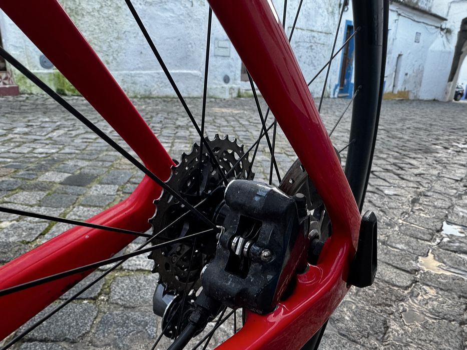 Trek Madone SL 6.  T 52 de 11 Velocidades