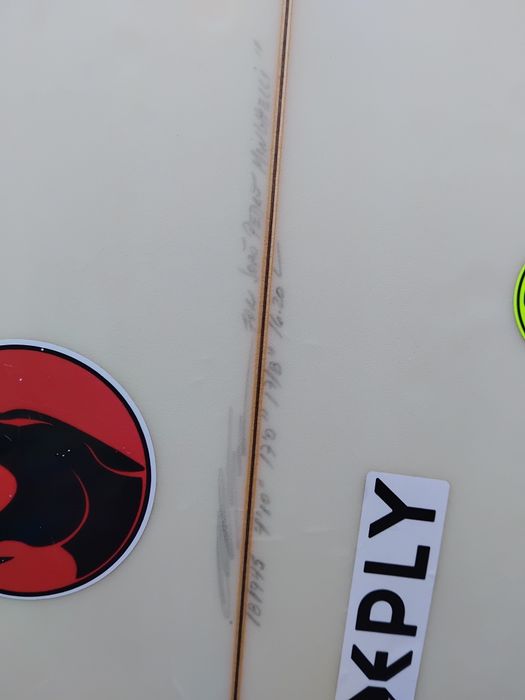 Prancha de surf pequena