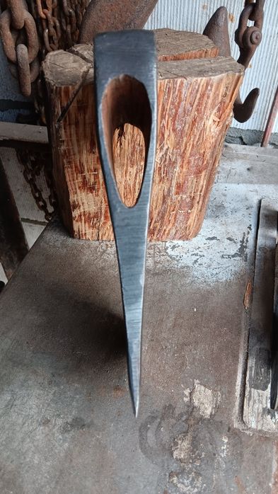 Siekiera  Stanley 1.6kg