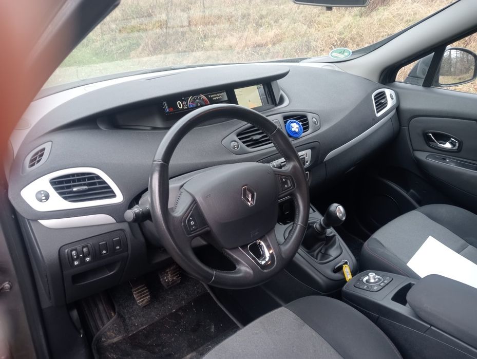 Renault Scenic 1.2 tce 2013 rok