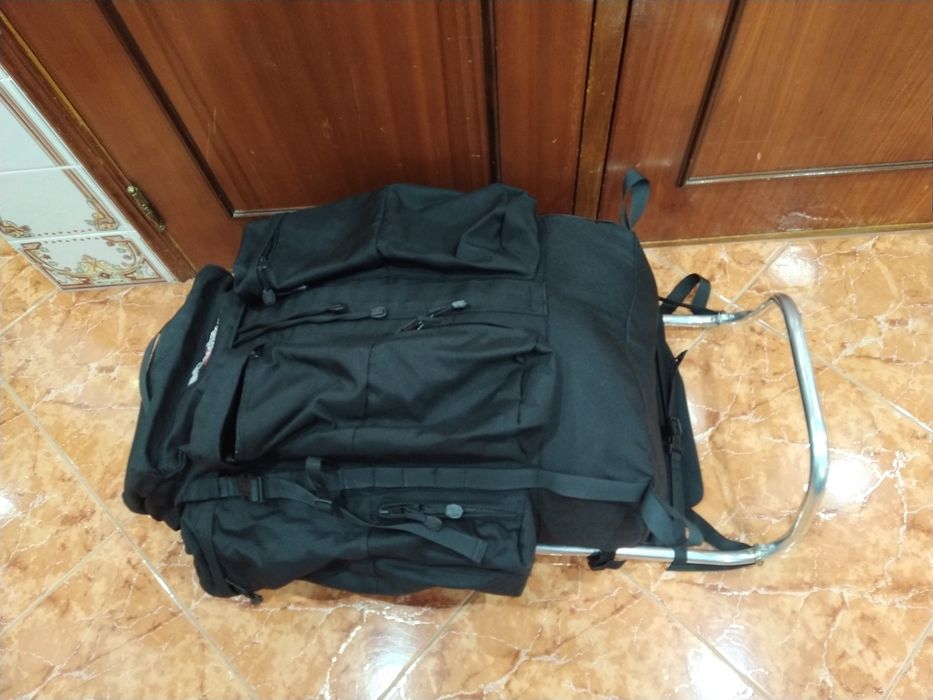 Mochila mala MONTE CAMPO para Campismo Caminhada Casa quarto apartamento vivenda escritório gabinete carro cozinha.
