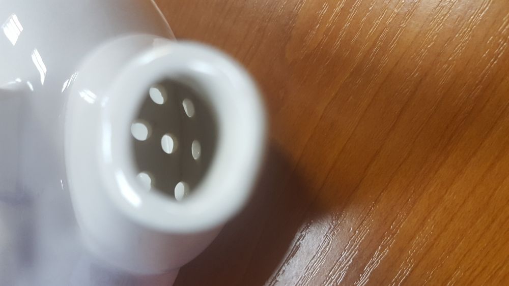 Керамический чайник с бамбуковой ручкой